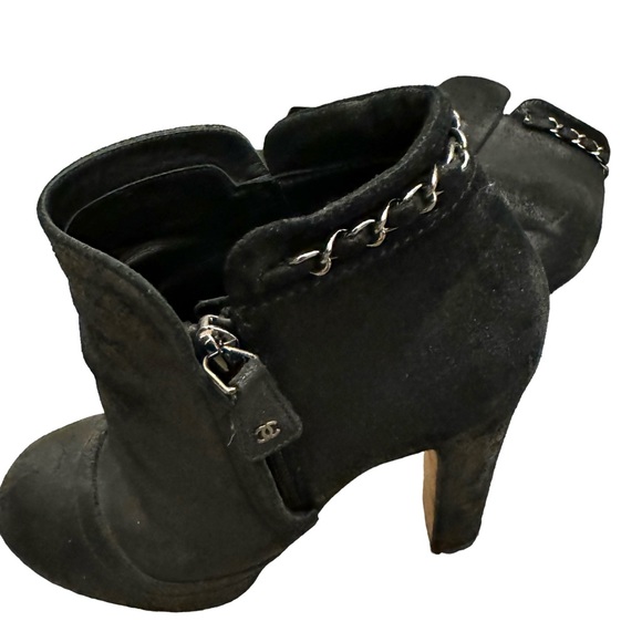 CHANEL Black Distressed Suede Chain Detail Ankle Boots Shoes 39 - Picture 6 of 9